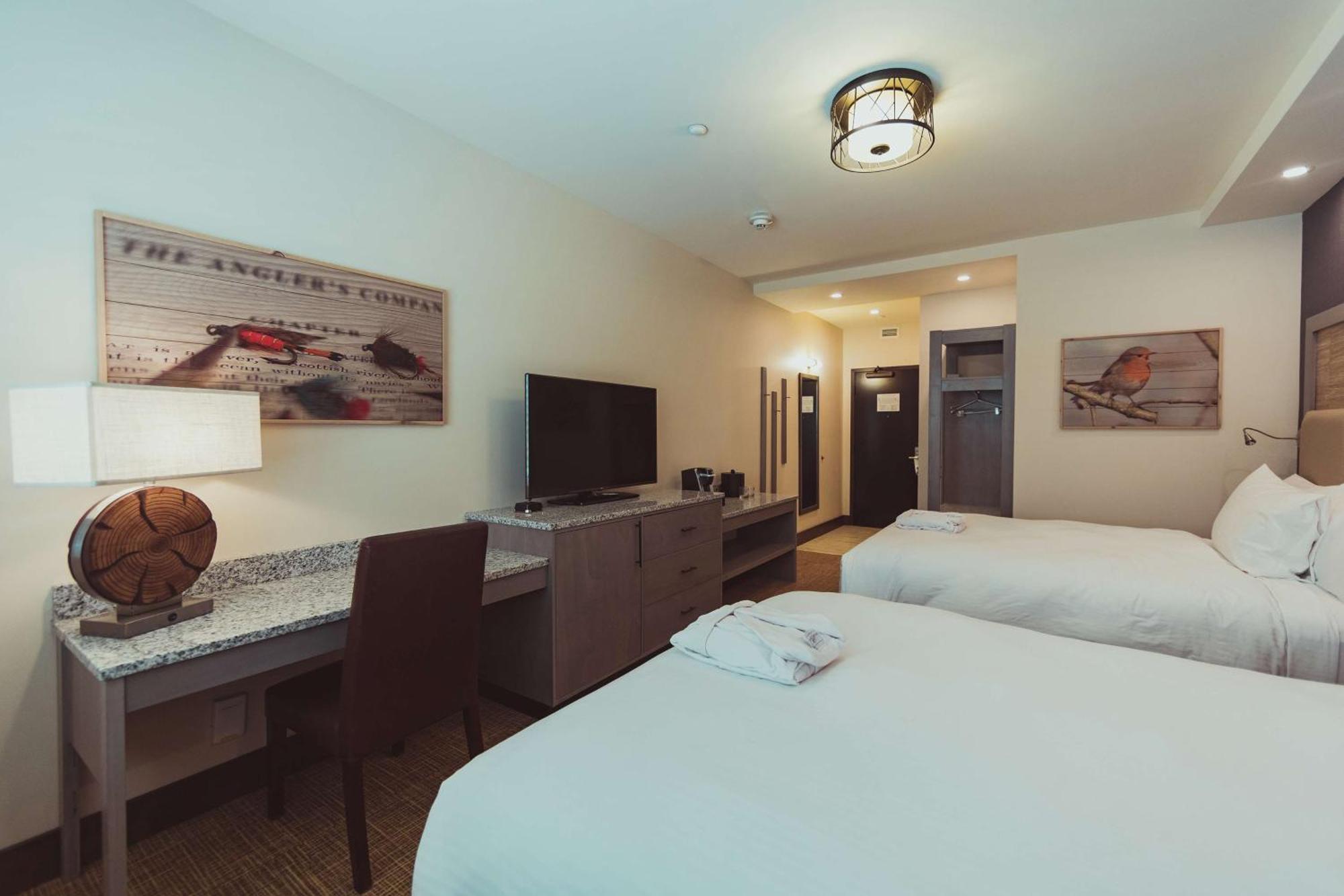 เทลวอเตอร์ ลอดจ์ อัลต์มาร์ ทาเปสทรี คอลเลคชั่น บาย ฮิลตัน Hotel Altmar ภายนอก รูปภาพ